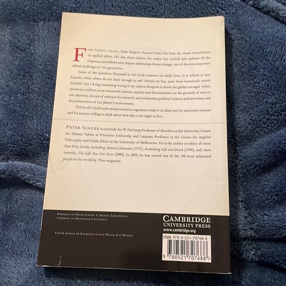 Peter Singer Practical Ethics Book 3rd Edition - Picture 2 of 2